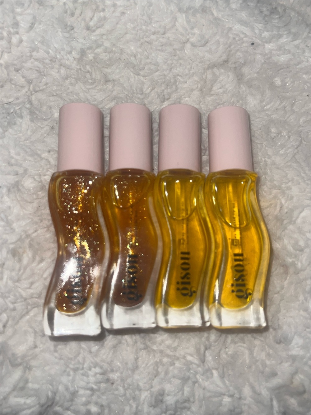 Gisou Honey-Infused Lip Oil — Sheer Golden Yellow
